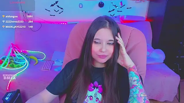 Lolisuccub webcam