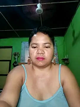 hotpussyxxx33x webcam