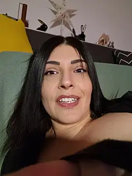 AryaSummersReal
