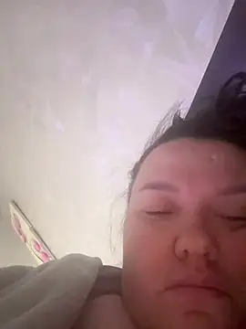 SunnyLeila2101 webcam