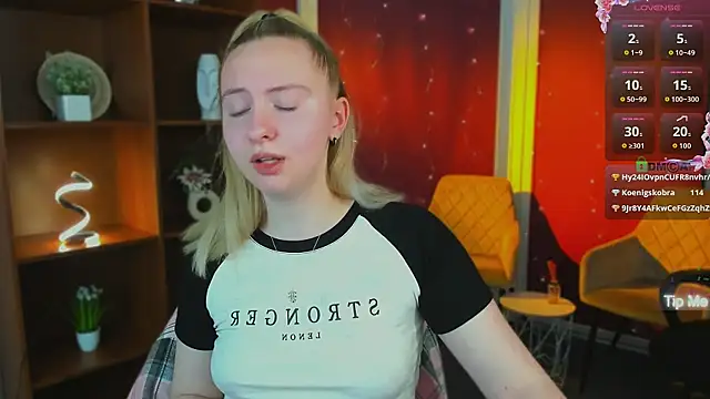 mila_glow1 webcam
