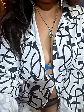 alinaarora (F milf) - Pussy ice show