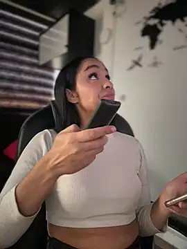 Isabella-Teen webcam