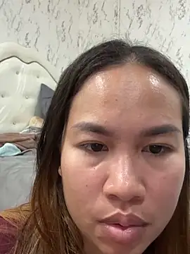 Ponthip webcam