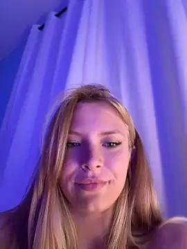 anastasiaaniess (Ask my age) - :heart: feel loved :heart: