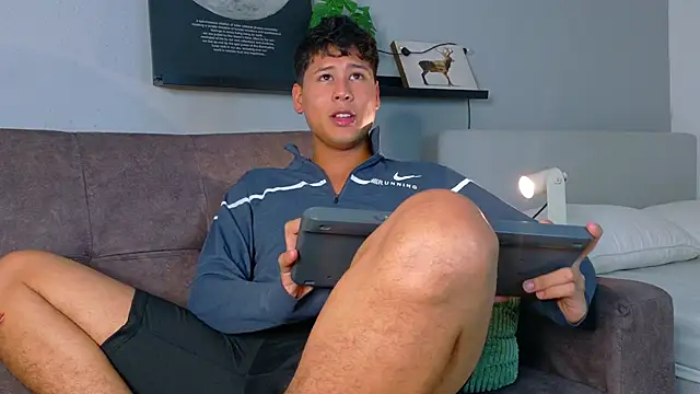raiden_boyy (M twink) - Rub wet asshole x5min 😈🔥