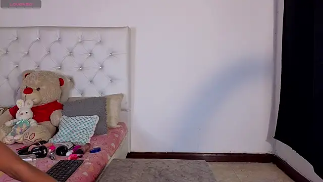 megan_stathann (F young) - so you can go home and rest megan ❤💋
