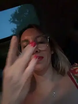 gatitacarlita (F milf) - Hi 😘Make me wet