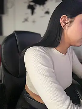 Isabella-Teen