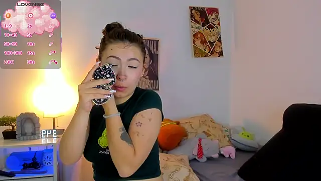 MarieTaylor_ webcam