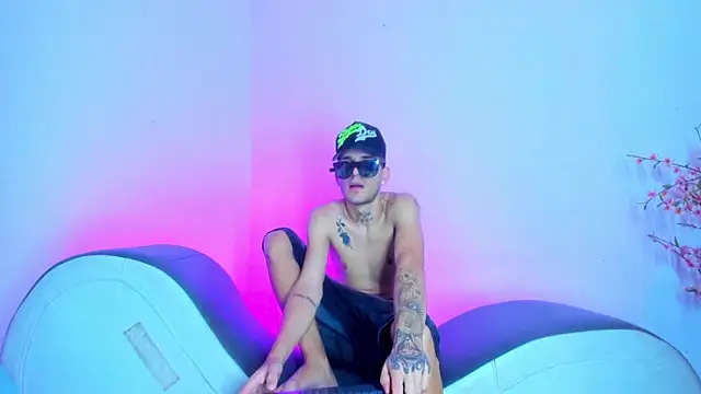 Pleasure_boys_hot webcam