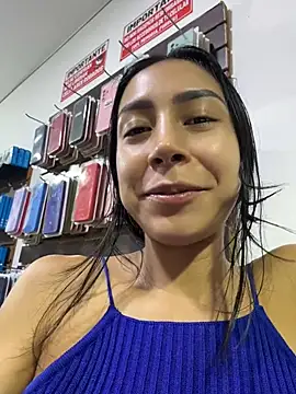 pregnant_sofii18 (F young) - Show my delicius tits and rub nipples