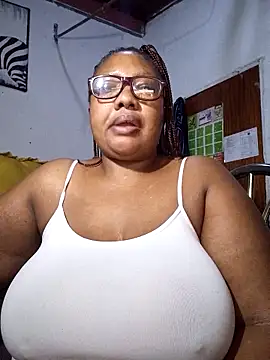YELLOW_BONE webcam