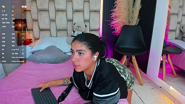 little_sophie18 webcam