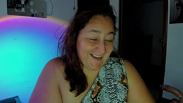VioletBruces webcam