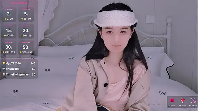 美女BingLin-在线直播