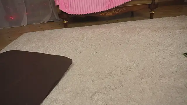 Nayeomy webcam