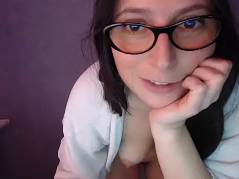 LuckyLisa23 webcam