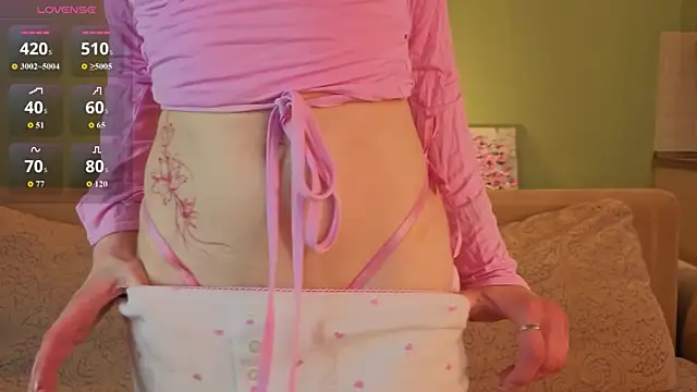 uwu_flower - UWU_flower's free webcam - UK Sex Cams