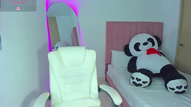 Janettcruz webcam