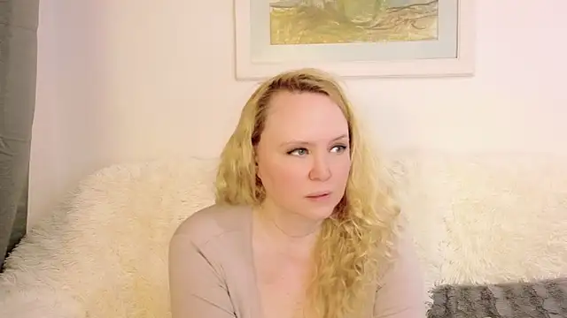 Sarah4you live sex cam