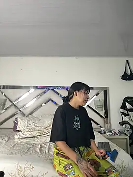 maybelline69 webcam
