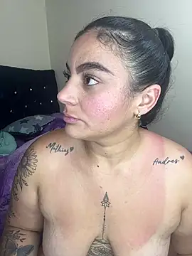 scarlet_tommy webcam