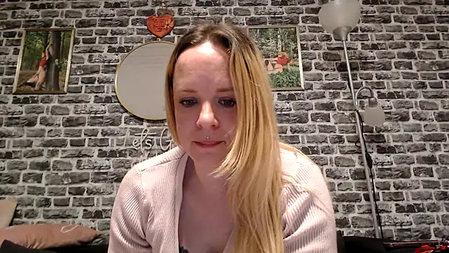 SexyMilf_38 webcam