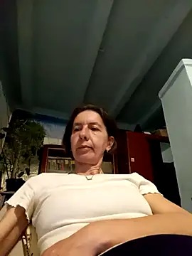 Tania9876 webcam