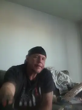 yourMasterisBored webcam