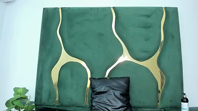 Daphne_cuteht webcam