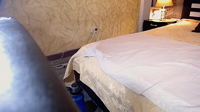 ruthlezz_boy webcam