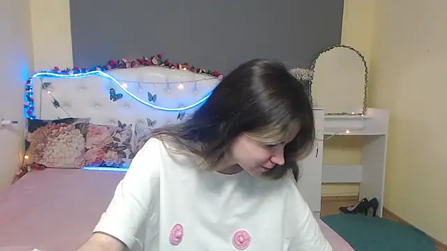 TinaRedly webcam