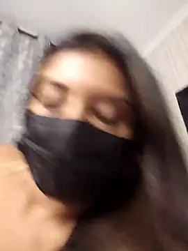 TemptingMiss_Daisy webcam