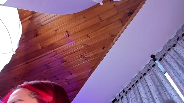 alexia_squirt25 webcam