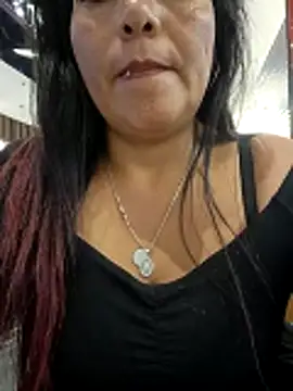 misshot_02 webcam
