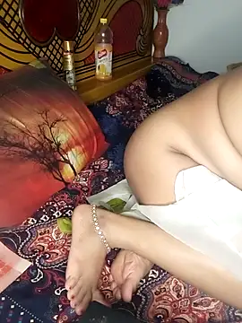 Rater-Rani-143 webcam