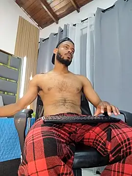 Oliver_bigblack_cock webcam