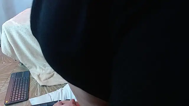Astrid_Porno webcam