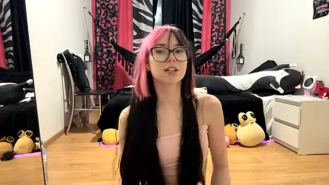 WifeAileen webcam