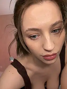 Camilla_Railian webcam