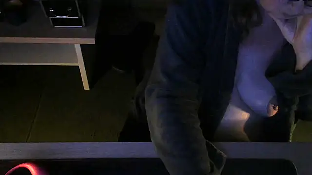 Silvia2277 webcam