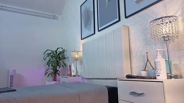 sky_johnson webcam