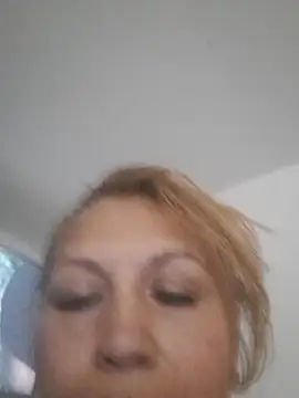 Kazsandraa webcam