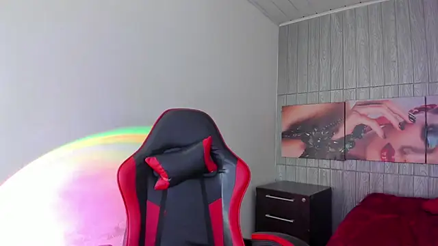 zoe_connor19 webcam