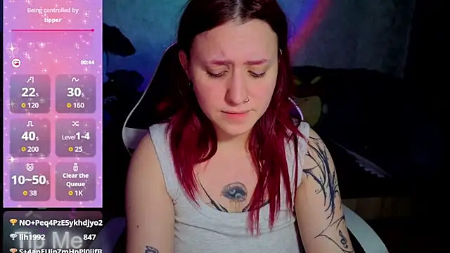Mini_Lady1 webcam