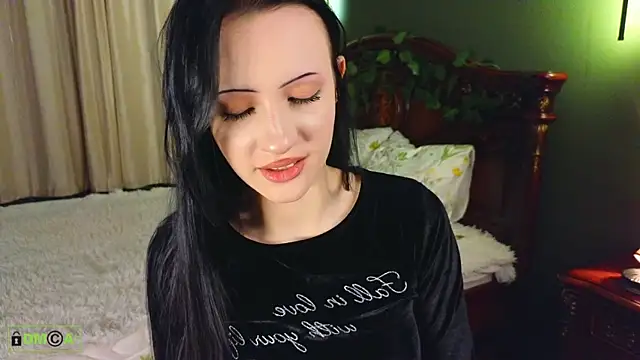Tori_Blaze webcam