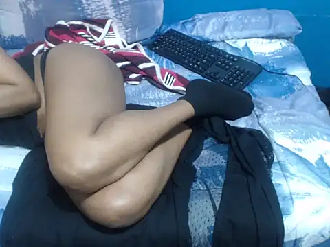 SexySlimBabeX webcam
