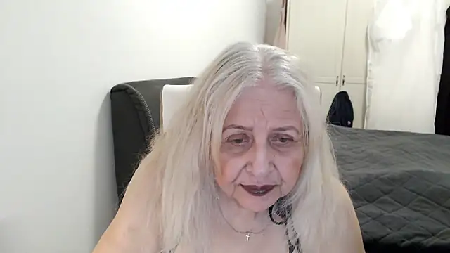 SusiLifeXXX webcam