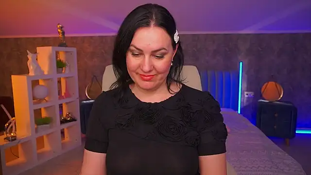 VelvetLuck webcam